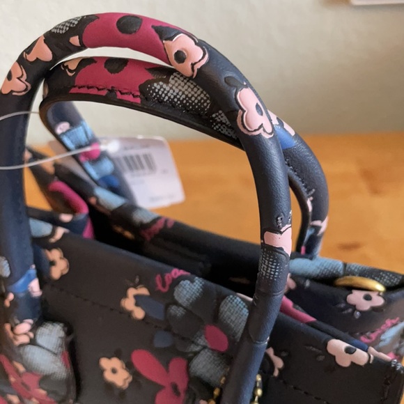 Authentic Coach Cashin Carry Tote 14 - Picture 8 of 14